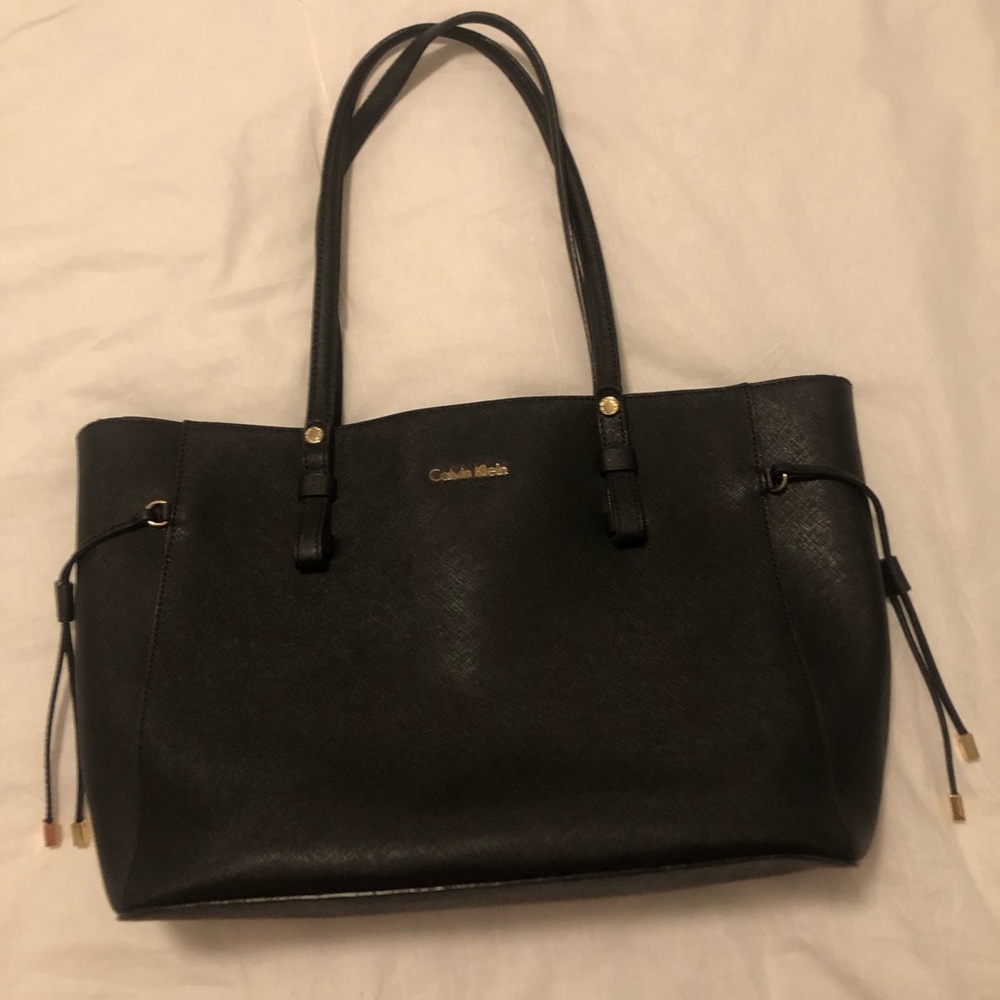Beautiful Calvin KleinBag